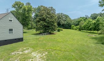 957 W Hunt Rd, Alcoa, TN 37701