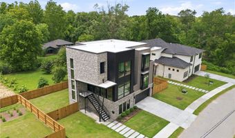 217 NE H St, Bentonville, AR 72712