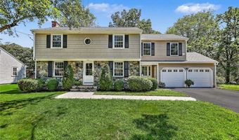 1 Cheshire Dr, Barrington, RI 02806