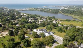 553 Bellevue Ave 14, Newport, RI 02840