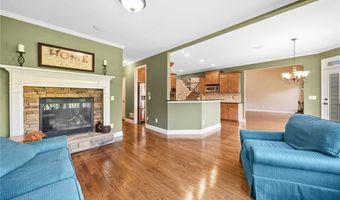 61 Eagle Rock Dr, Acworth, GA 30101