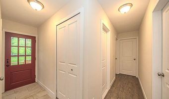 1516 Arborview Blvd, Ann Arbor, MI 48103