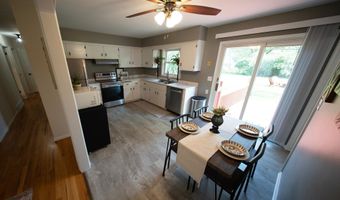2411 Lynn Ave, Altoona, WI 54720