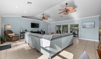 3604 SW 8th Pl, Cape Coral, FL 33914