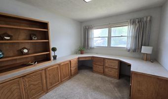 3521 Navarre Rd, Casper, WY 82604