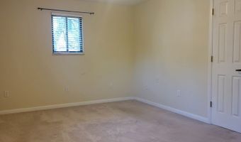 825 WANDERING Ln, Beaver, WV 25813
