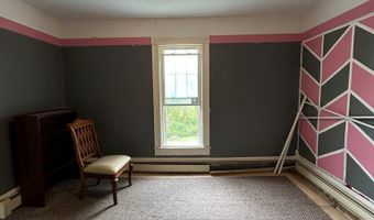 114 E Concord St, Athens, WV 24712