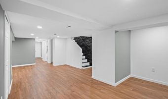 7 YORK Ct, Baltimore, MD 21218