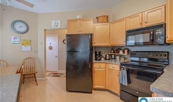 1276 Old Gate Rd, Allen, PA 18067