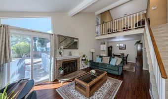 8437 E Amberwood St, Anaheim, CA 92808