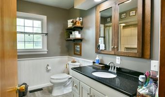 3192 New Milford Rd, Atwater, OH 44201