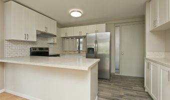 1617 Keeaumoku St 404, Honolulu, HI 96822