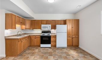 164 Fieldwood Dr, Advance, NC 27006