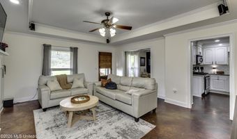 128 W Pinebrook Dr, Brandon, MS 39047