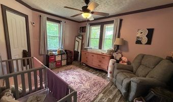 560 Evergreen Ave, Appomattox, VA 24522