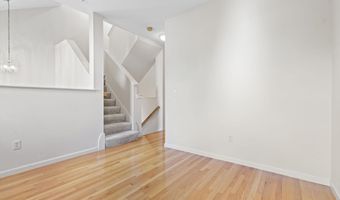16 Edward Cir, Bedford, NH 03110