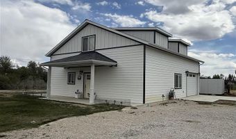 280 W Main St, Cowley, WY 82420