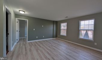 25501 EMERSON OAKS Dr, Aldie, VA 20105