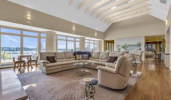 99 Holly Ln, Bayville, NJ 08721