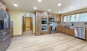 20313 WHALESHEAD Rd, Brookings, OR 97415