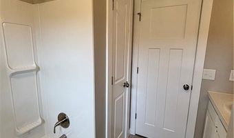 2318 N Lakeview Dr, Austin, IN 47102
