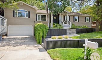 2911 E MacDonald Dr, Billings, MT 59102