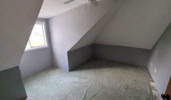 421 S 8th St, Albia, IA 52531