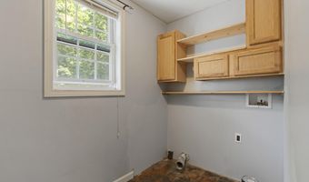 96 Taylor Woods Rd, Belgrade, ME 04917