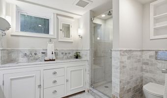 155 W 9th St 1, Boston, MA 02127