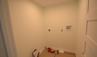 40 Tirrell Hill Rd, Bedford, NH 03110