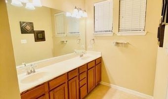 703 Chestnut Hill Dr, Allen, TX 75013