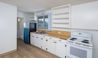 4525 Aliikoa St, Honolulu, HI 96821
