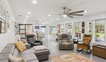 1950 Foxhollow Dr E, Auburndale, FL 33823