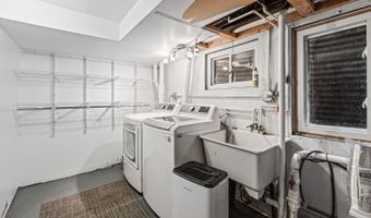 627 S Patton Ave, Arlington Heights, IL 60005