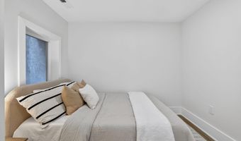 907 LAWRENCE St NE, Washington, DC 20017