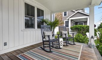 14 Island View Ave, Branford, CT 06405