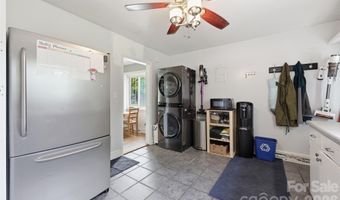 2736 Palm Ave, Charlotte, NC 28205