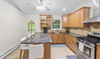 60 Smith Hill Rd, Airmont, NY 10952
