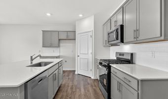 676 Wilder Bloom Path, Aberdeen, NC 28315