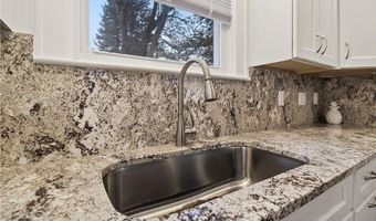 22 Geer Ave, Utica, NY 13051