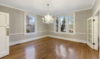 107 GREENVILLE St, Abbeville, SC 29620