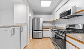208 VICTOR Pkwy A, Annapolis, MD 21403