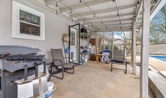 520 Kimberly Dr, Albertville, AL 35950