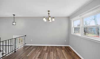 8012 FRYE Rd, Alexandria, VA 22309