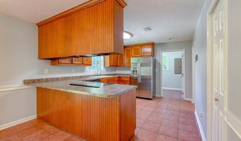 214 Riverchase Dr, Bainbridge, GA 39819