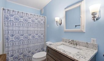 107 Van Rensselaer Blvd, Albany, NY 12204