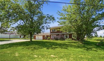 603 E Main St, Anna, OH 45302