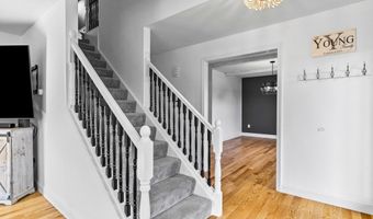 3 Cedar Hill Dr, Acushnet, MA 02743