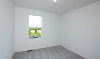5559 E Spaniel Dr, Ann Arbor, MI 48108