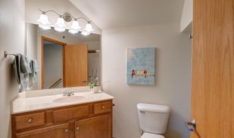30 S Gardens Way, Fitchburg, WI 53711